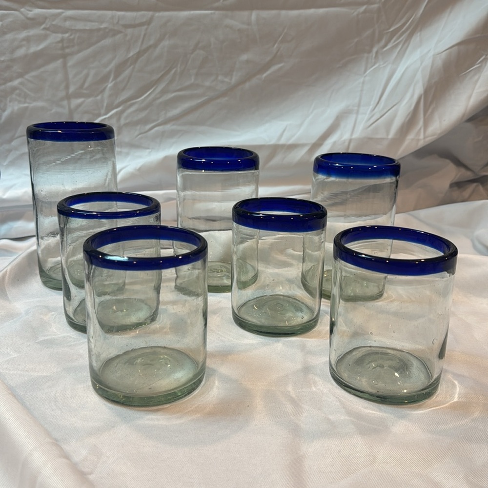 Set of 7 Hand Blown Mexican Bubble Glasses With Cobalt Blue Rim, Various Sizes - Picture 2 of 5
